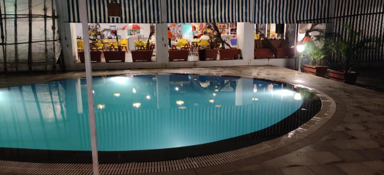 Viola Beacon Resort, Lonavala Bagian luar foto
